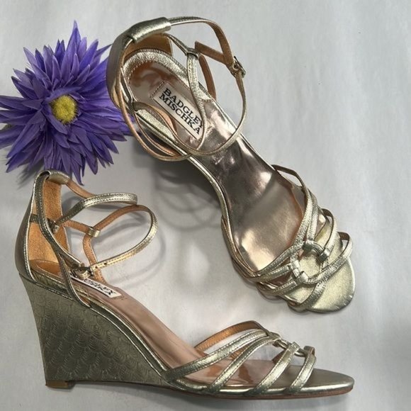 BADGLEY MISCHKA GOLD HEELS - Picture 1 of 14